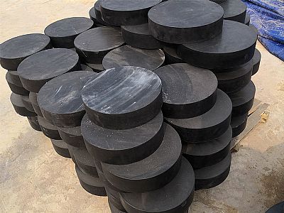 鲁甸县板式橡胶支座由若干层橡胶片与薄钢板经加压硫化